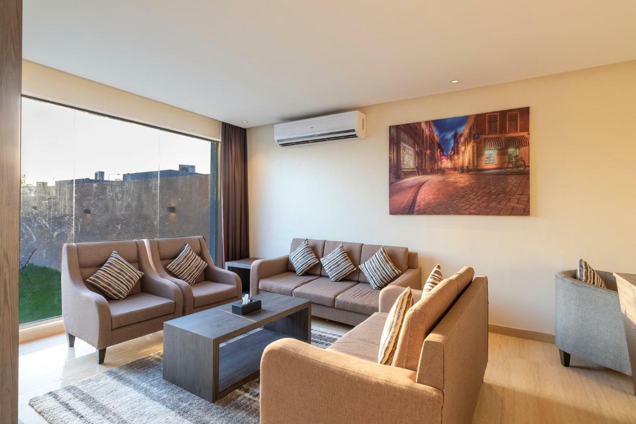 The Corner Hotel Resorts - Riadh Exterior foto